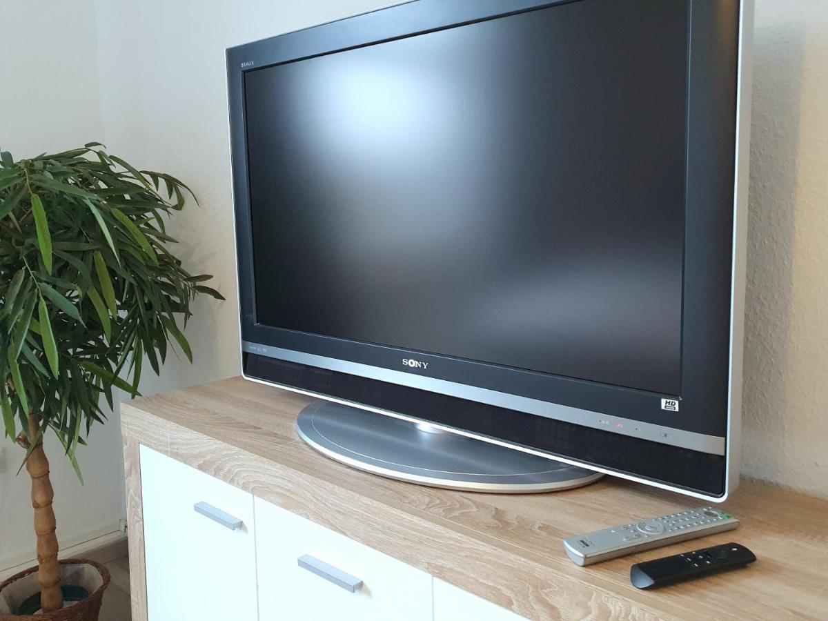 Moderne Wohlfuehloase Zentral In Seenaehe - Pillow Menu, 2 Stk 55" Smart Tvs, Netflix, Disneyplus Uvm 韦特 外观 照片